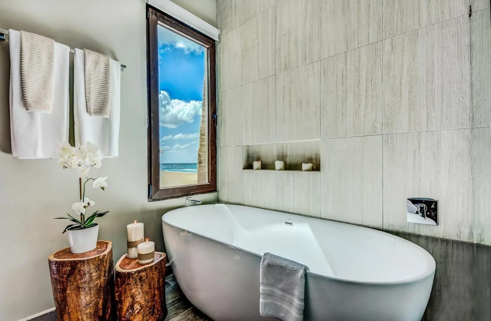 Sofi Beachfront Villa In Tankah Bay! Chacalal